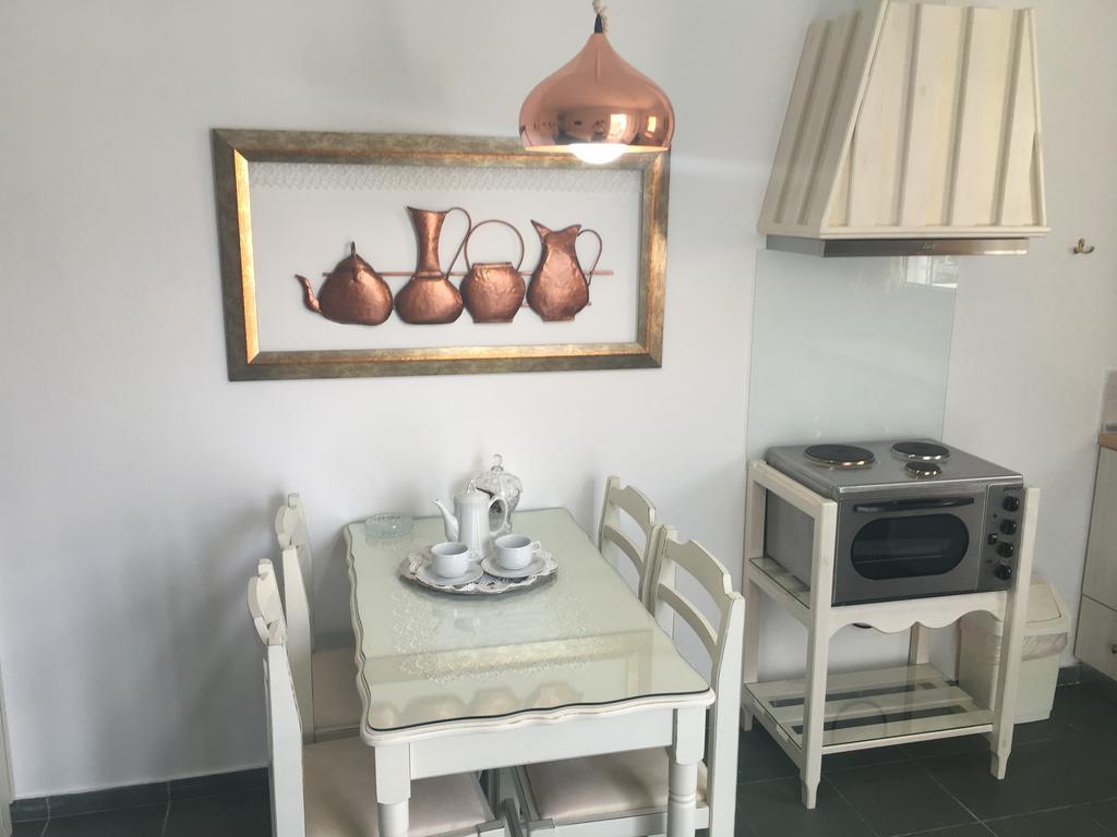 Anni Art Apartments Каливес Екстериор снимка
