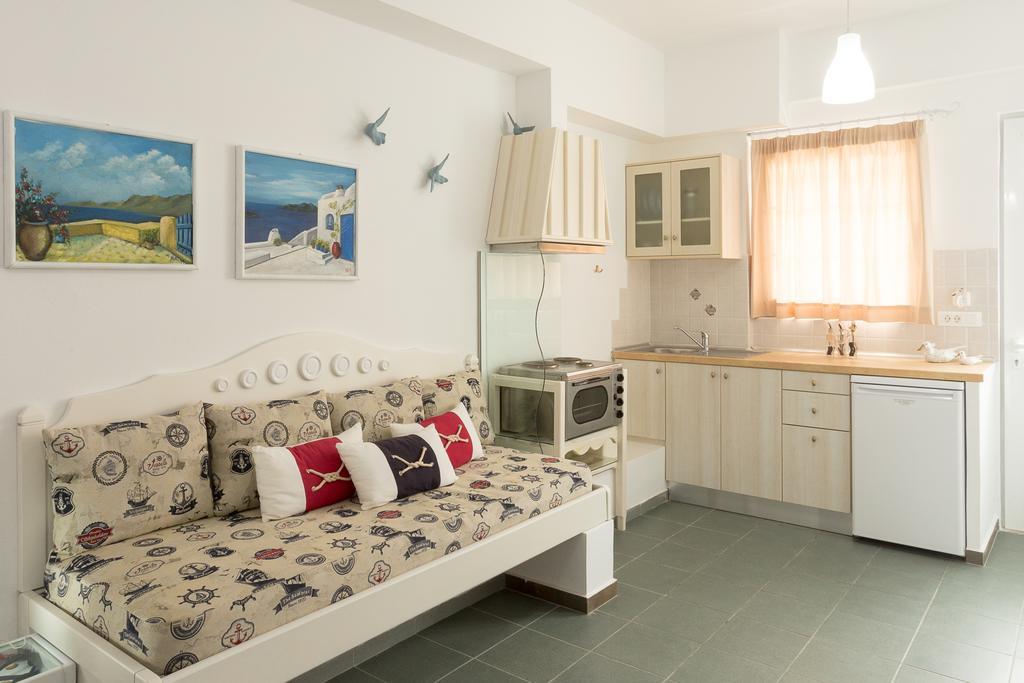 Anni Art Apartments Каливес Екстериор снимка