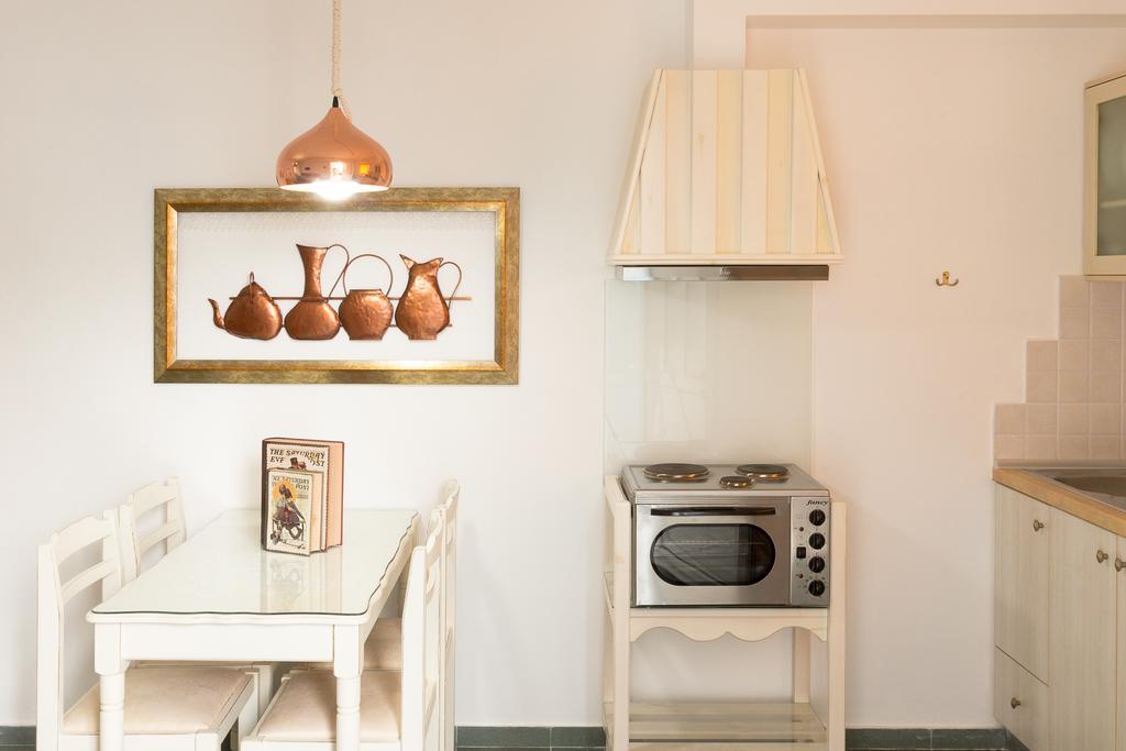 Anni Art Apartments Каливес Екстериор снимка