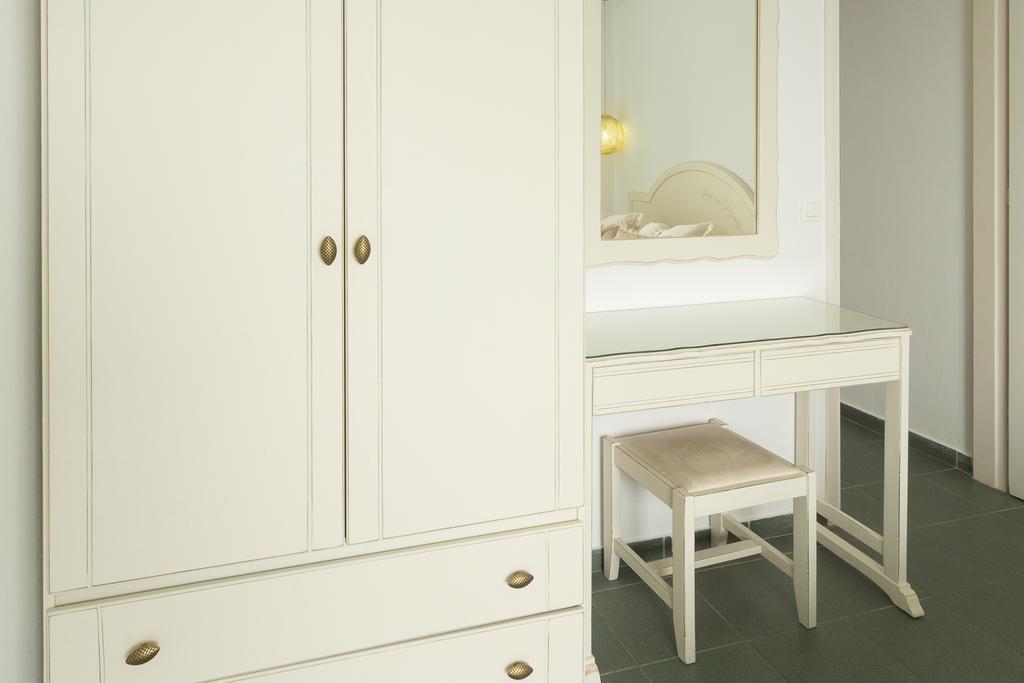 Anni Art Apartments Каливес Екстериор снимка