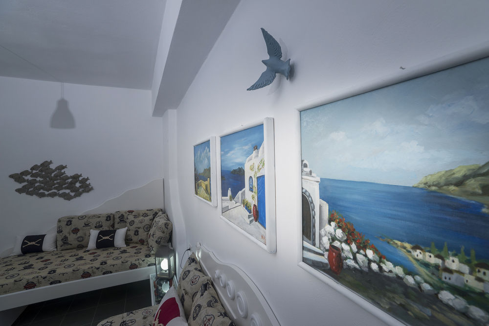 Anni Art Apartments Каливес Екстериор снимка